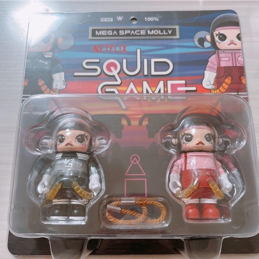 Mega Space Molly Squid Game 2-Figure Set - Pink & Gray